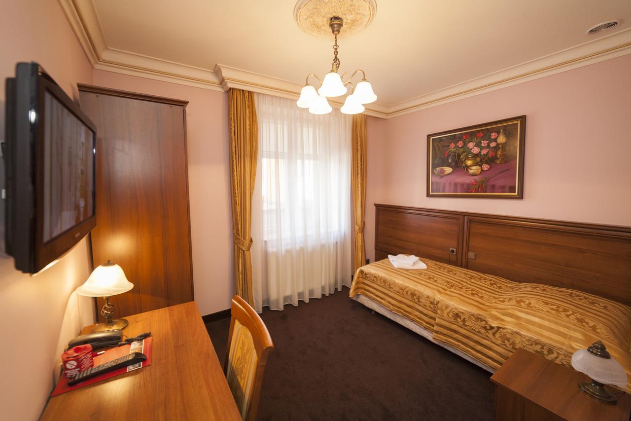 Hotel Przy Mlynie Rybnik  Exterior photo